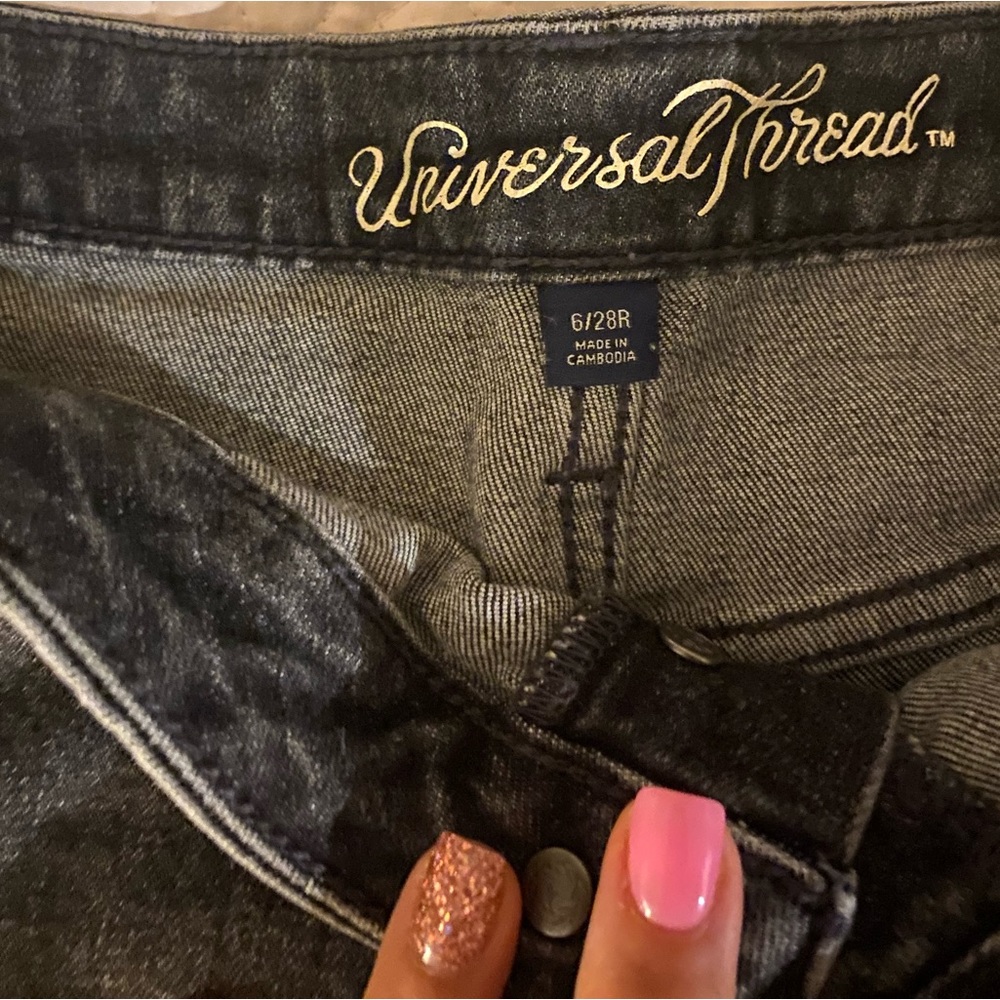 Universal Thread High Rise Shortie Size 6 - Picture 2 of 3